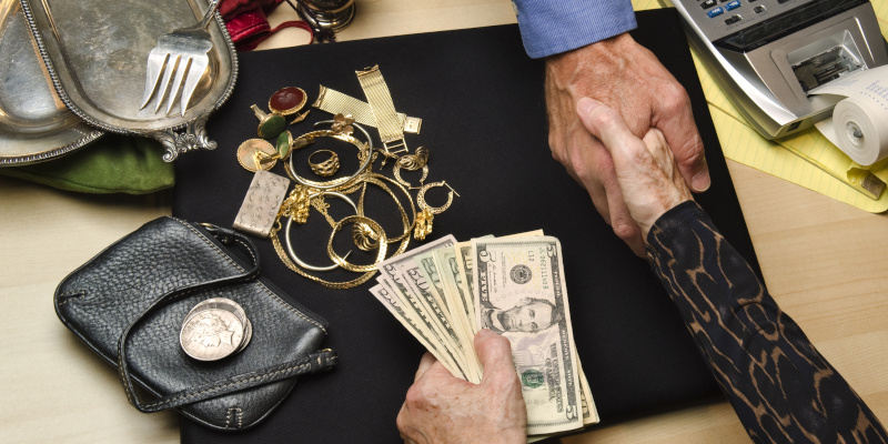 Five Tips to Buy, Sell, and Trade Like a Pro