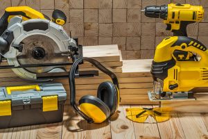 Should You Buy Power Tools New or from a Pawn Shop?