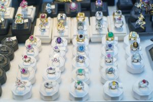 Here’s Why You Should Consider Buying Jewelry From a Pawn Shop